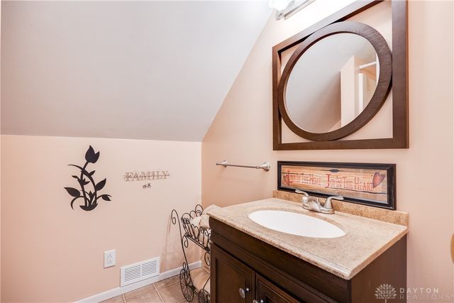 613 N West Street, Xenia, OH 45385