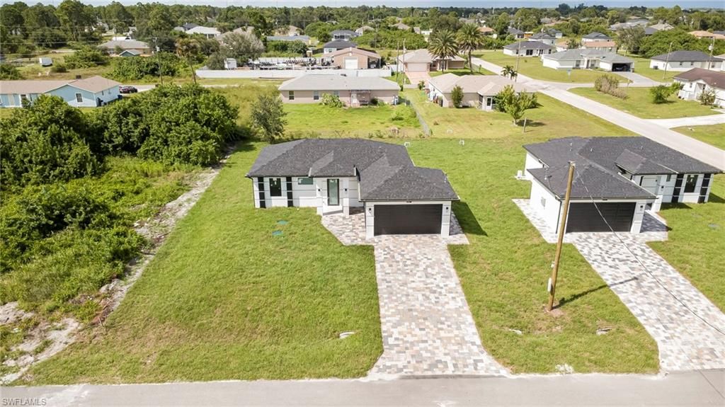 2702 11Th St SW, LEHIGH ACRES, FL 33976 — photo 2