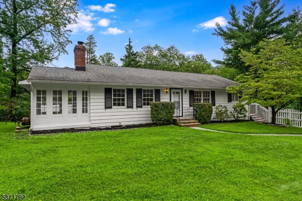 109 Anderson Hill Rd, Bernardsville Boro, NJ 07924