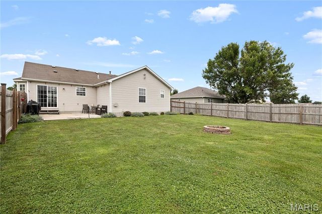 21 Doe Court, Moro, IL 62067