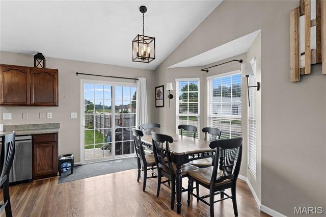 21 Doe Court, Moro, IL 62067