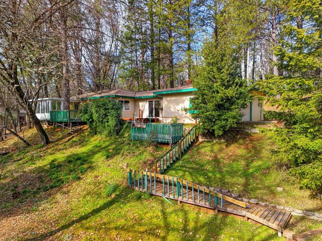 427 Golden Oak Dr, Meadow Vista, CA 95722