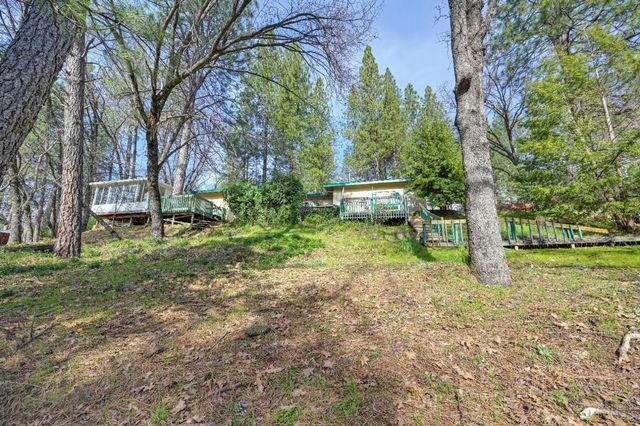 427 Golden Oak Dr, Meadow Vista, CA 95722