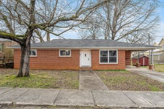 106 N Main St, Sparta, TN 38583