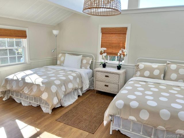 1 Waters Edge Drive, Quogue, NY 11959