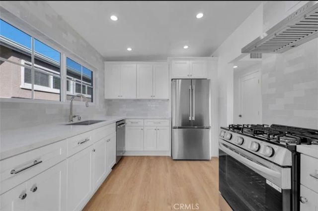 451 30th Street, Hermosa Beach, CA 90254