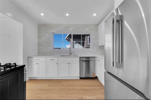 451 30th Street, Hermosa Beach, CA 90254