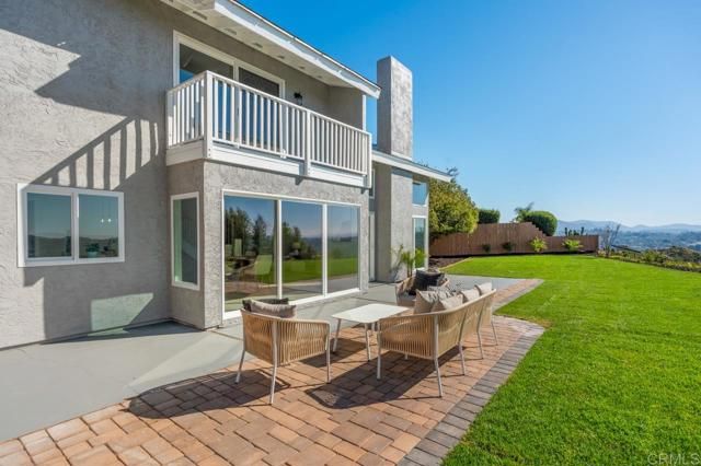 201 Meadow Vista Way, Encinitas, CA 92024