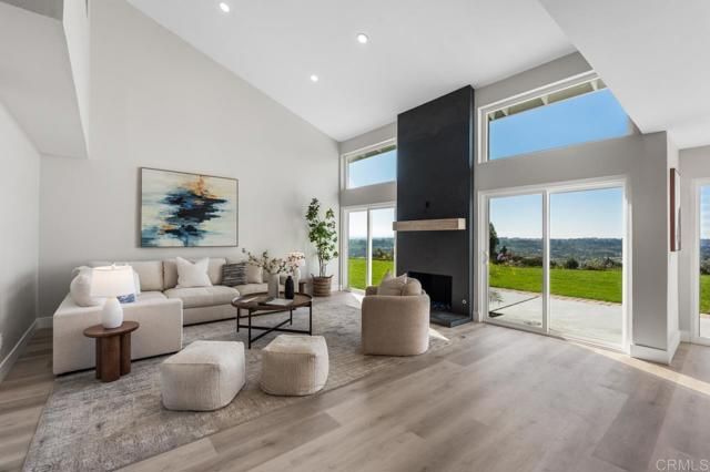 201 Meadow Vista Way, Encinitas, CA 92024