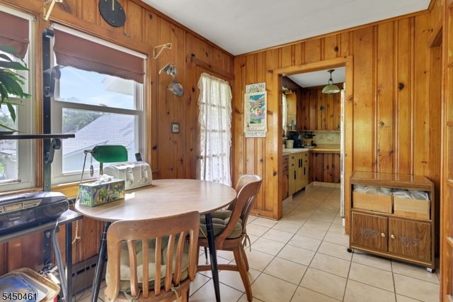 17 Bassett Ave, Mine Hill Twp., NJ 07803