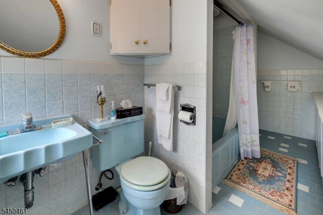 17 Bassett Ave, Mine Hill Twp., NJ 07803