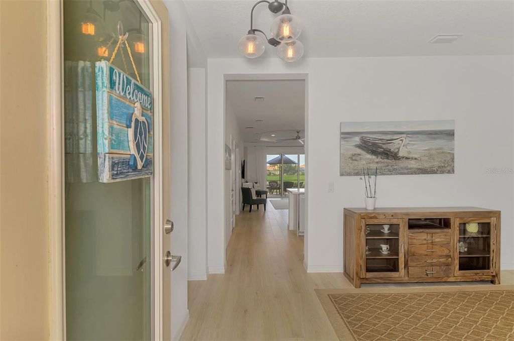 Image 12 of property listing at 11446 FORT LAUDERDALE PLACE, Venice, FL 34293