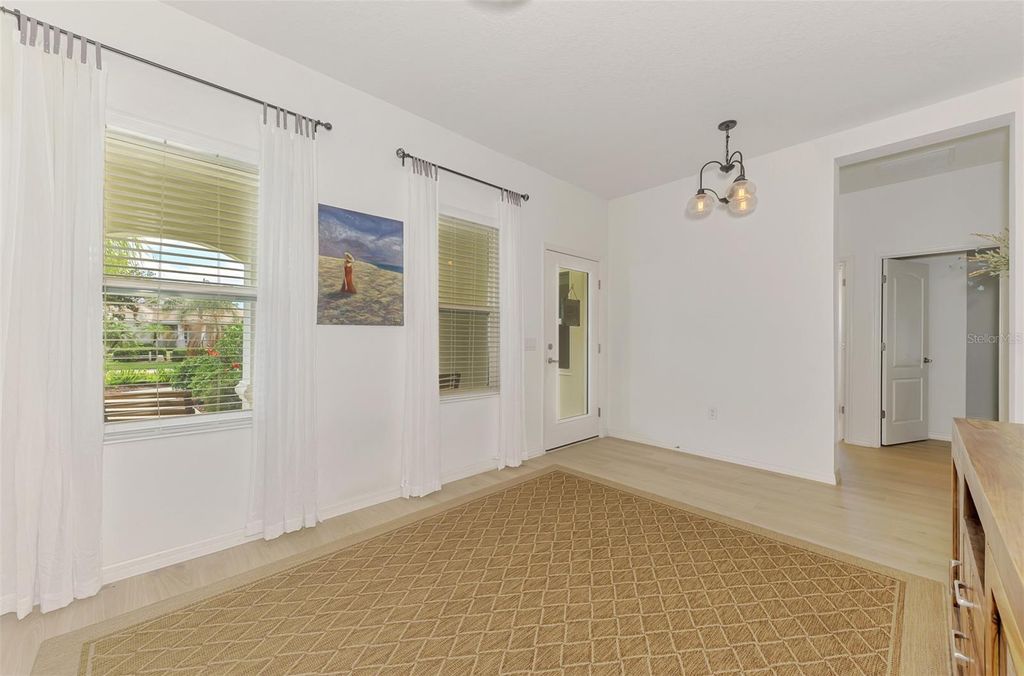 Image 15 of property listing at 11446 FORT LAUDERDALE PLACE, Venice, FL 34293