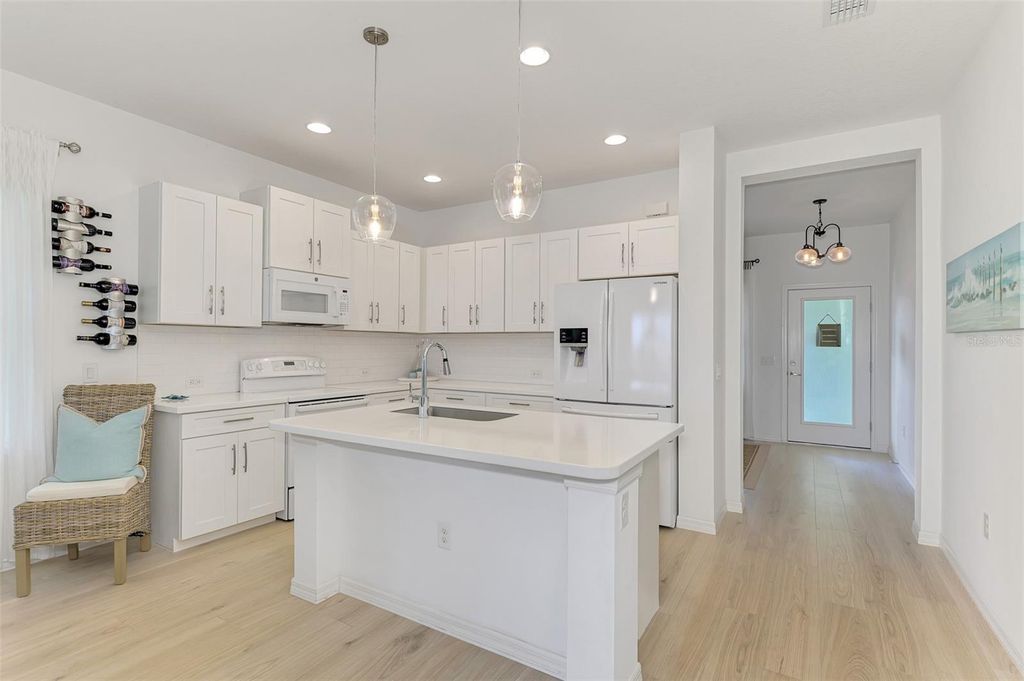 Image 17 of property listing at 11446 FORT LAUDERDALE PLACE, Venice, FL 34293
