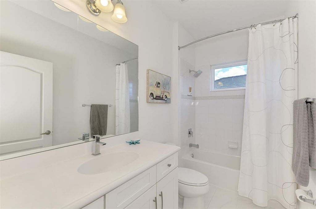 Image 45 of property listing at 11446 FORT LAUDERDALE PLACE, Venice, FL 34293