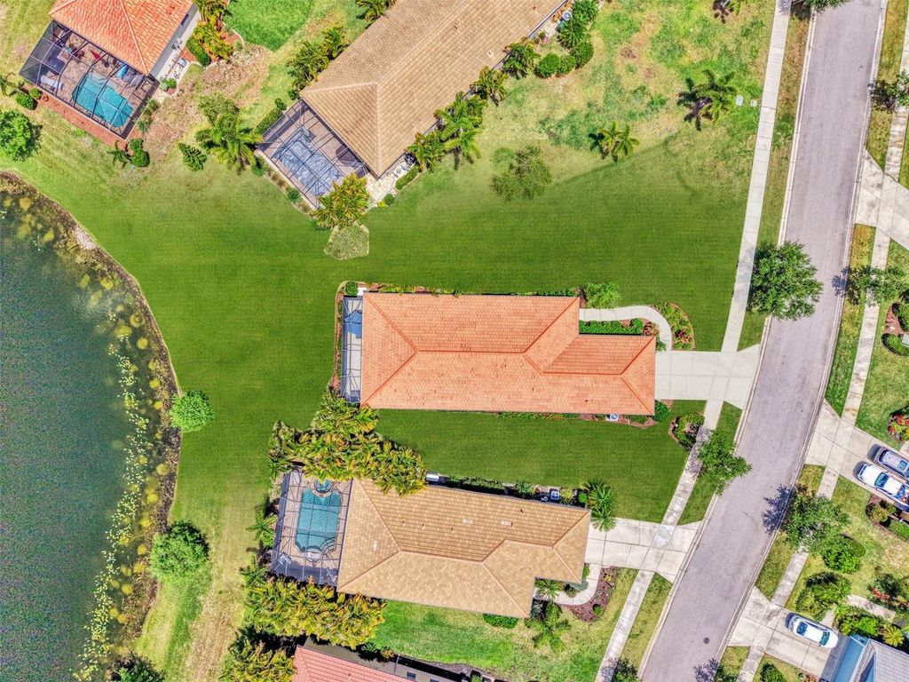 Image 68 of property listing at 11446 FORT LAUDERDALE PLACE, Venice, FL 34293