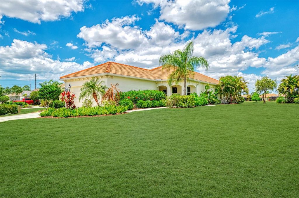 Image 69 of property listing at 11446 FORT LAUDERDALE PLACE, Venice, FL 34293