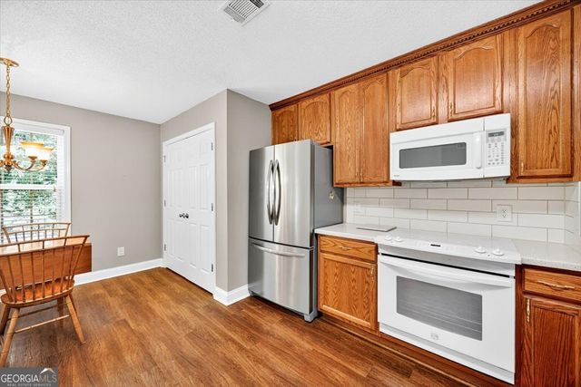 453 Simsbury Ridge, Macon, GA 31220