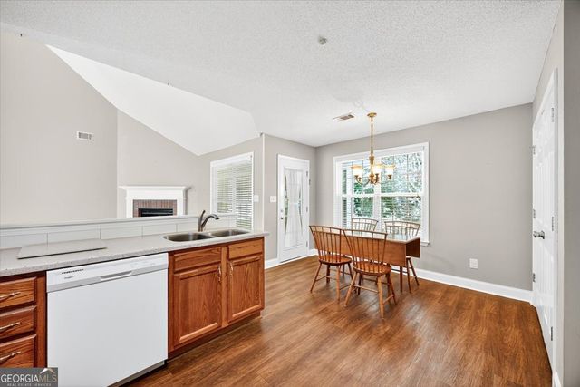 453 Simsbury Ridge, Macon, GA 31220