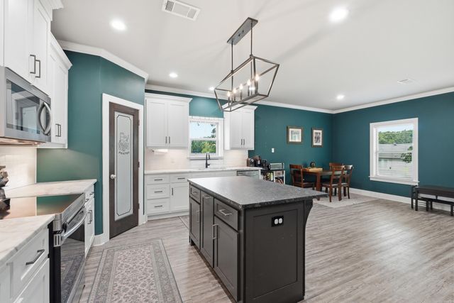 3005 Miracle Heights Cove, Sherwood, AR 72120