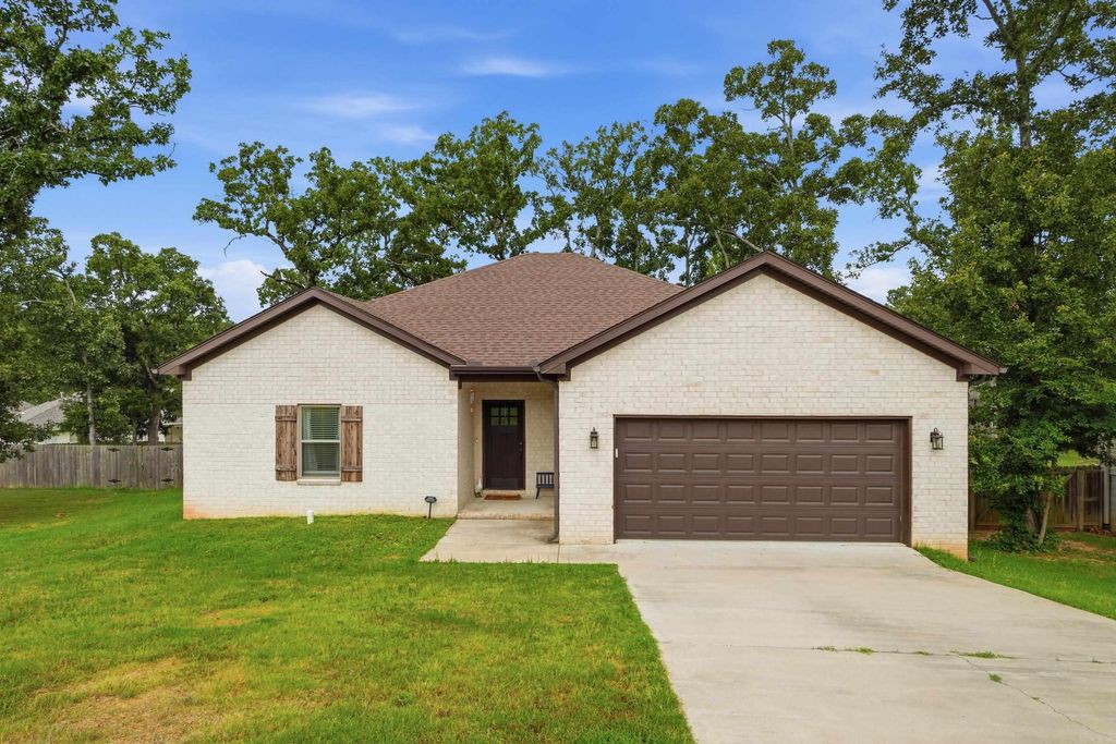 3005 Miracle Heights Cove, Sherwood, AR 72120