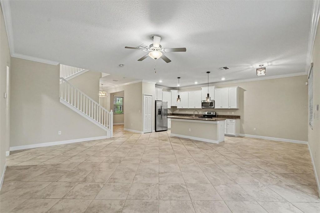 Image 12 of property listing at 6220 ENGLISH HOLLOW ROAD, Tampa, FL 33647