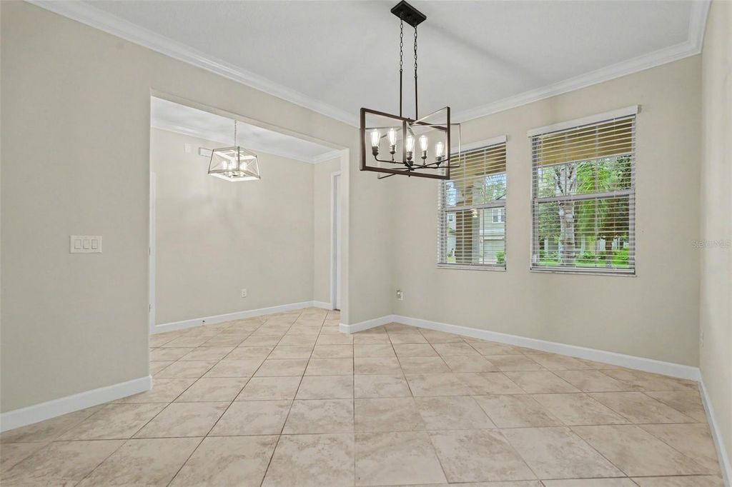 Image 7 of property listing at 6220 ENGLISH HOLLOW ROAD, Tampa, FL 33647