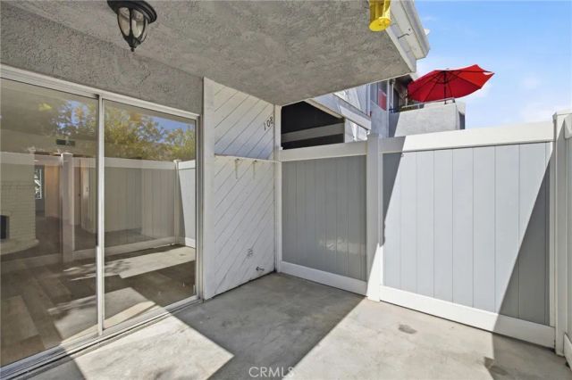 1530 W 145th 108, Gardena, CA 90247