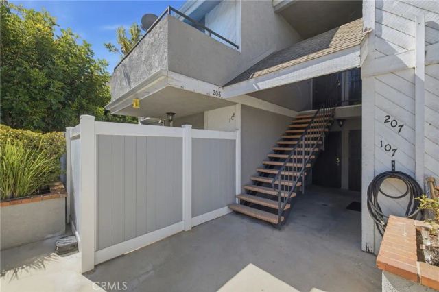 1530 W 145th 108, Gardena, CA 90247