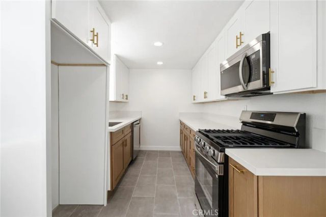 1530 W 145th 108, Gardena, CA 90247
