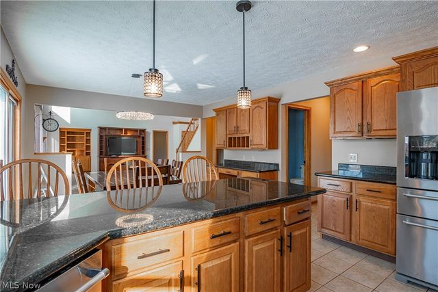11002 Trenton Road NW, Uniontown, OH 44685