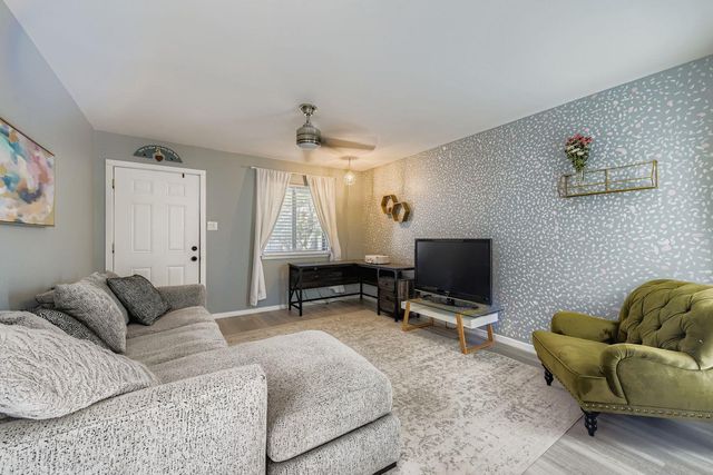 5922 Little Creek TRL, Austin, TX 78744