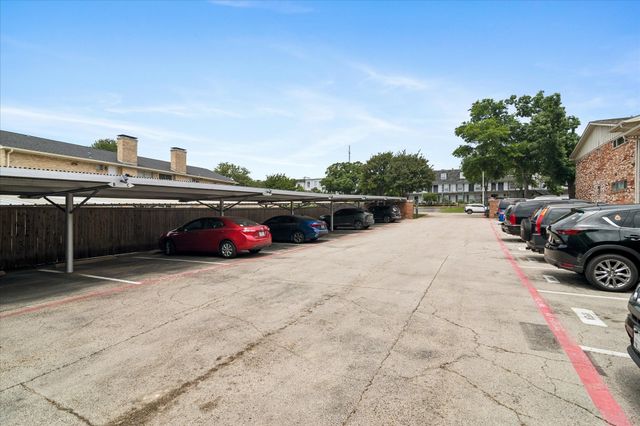 7806 Royal Lane 224, Dallas, TX 75230