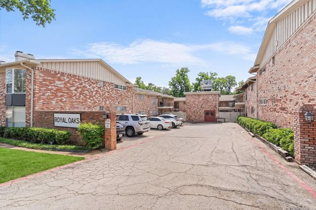 7806 Royal Lane 224, Dallas, TX 75230