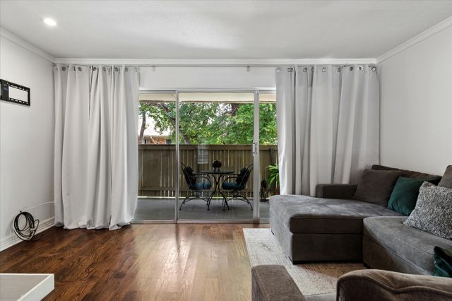 7806 Royal Lane 224, Dallas, TX 75230