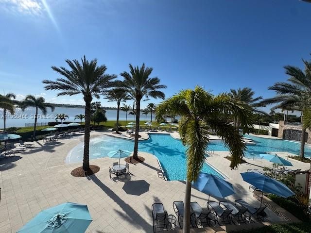 19488 Whispering Creek Rd, Loxahatchee, FL 33470