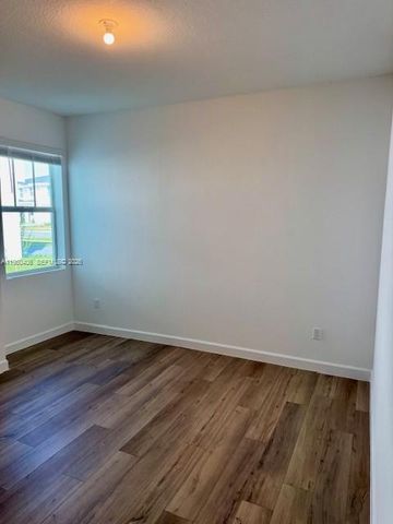 19488 Whispering Creek Rd, Loxahatchee, FL 33470