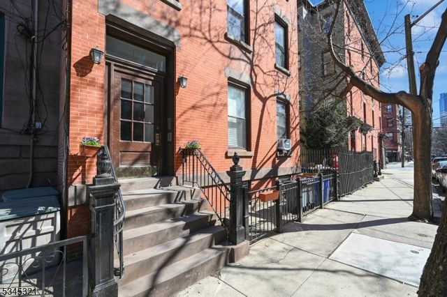 112 WAYNE STREET 2, Jersey City, NJ 07302