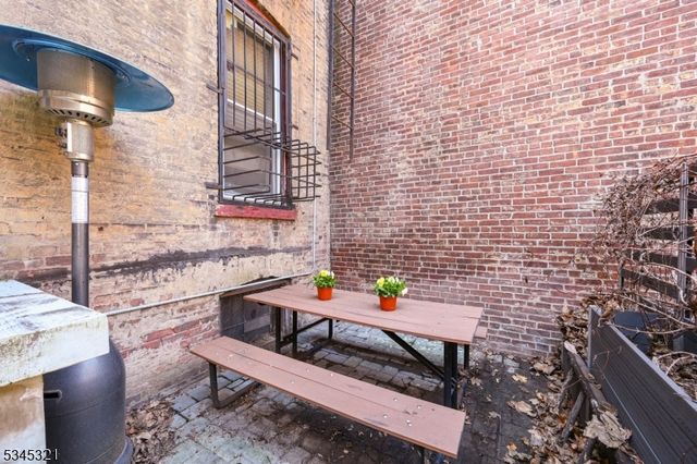 112 WAYNE STREET 2, Jersey City, NJ 07302