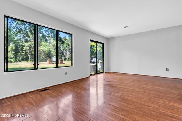 109 Sandra Place, Brick, NJ 08724