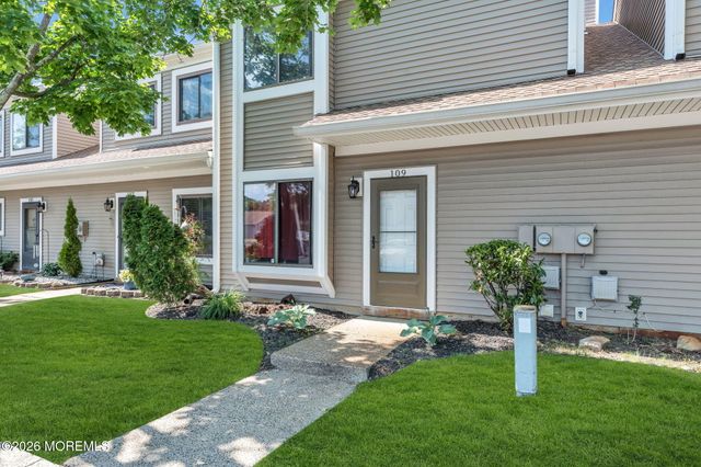 109 Sandra Place, Brick, NJ 08724