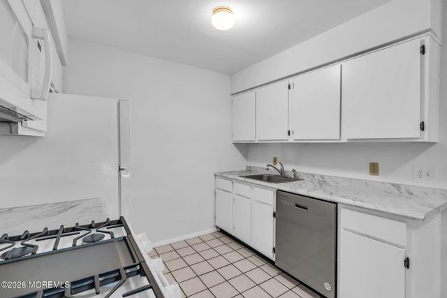 109 Sandra Place, Brick, NJ 08724
