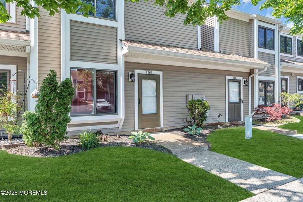 109 Sandra Place, Brick, NJ 08724