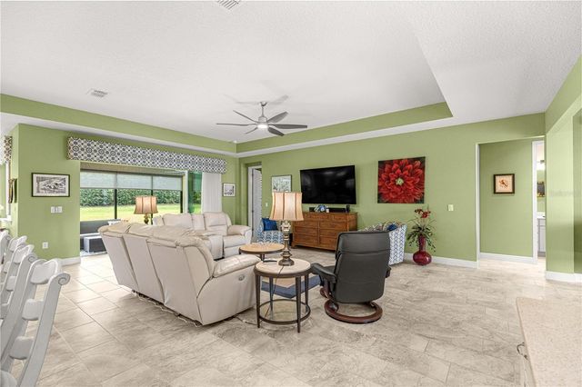 8689 SW 93RD CIRCLE, Ocala, FL 34481