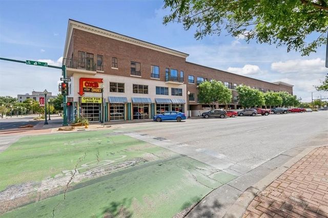 330 Austin Avenue 303, Waco, TX 76701