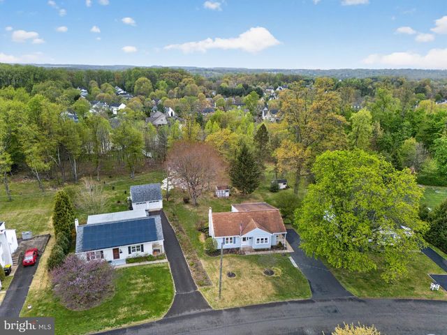 747 N CHUBB DR, Doylestown, PA 18901