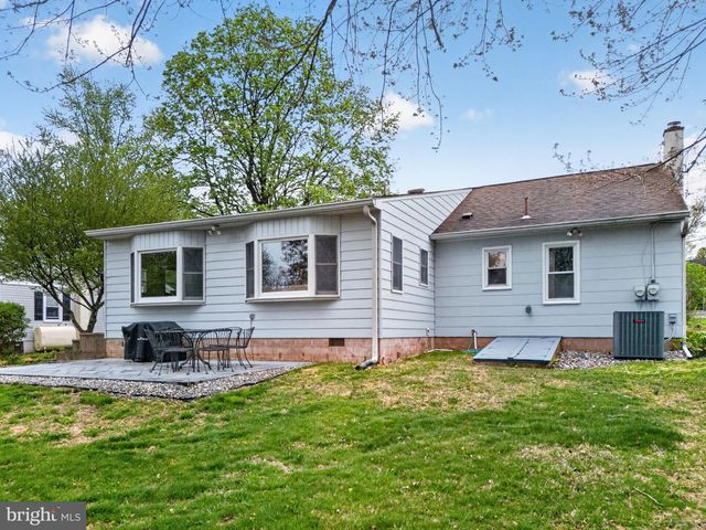 747 N CHUBB DR, Doylestown, PA 18901