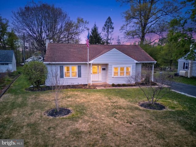 747 N CHUBB DR, Doylestown, PA 18901