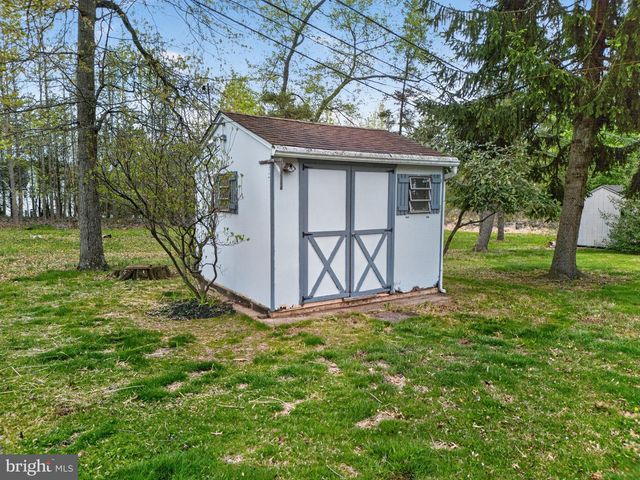 747 N CHUBB DR, Doylestown, PA 18901