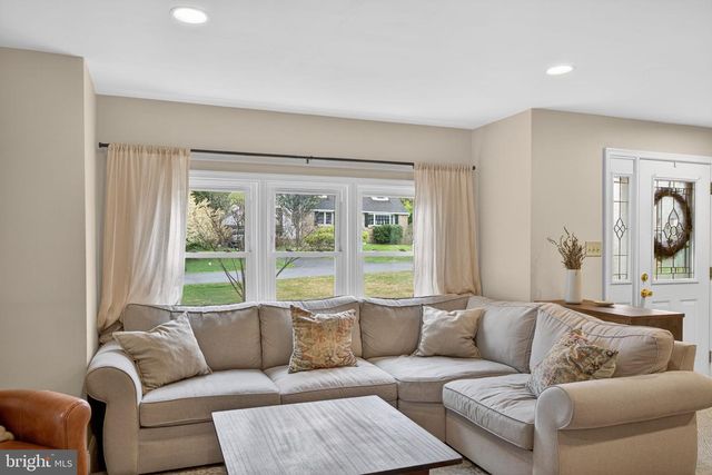 747 N CHUBB DR, Doylestown, PA 18901